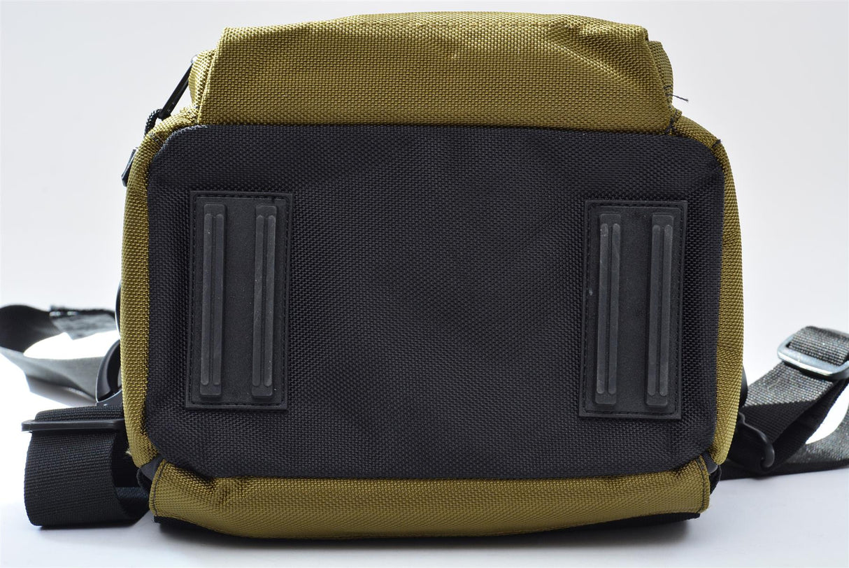 Used Canon 100EG Camera Bag