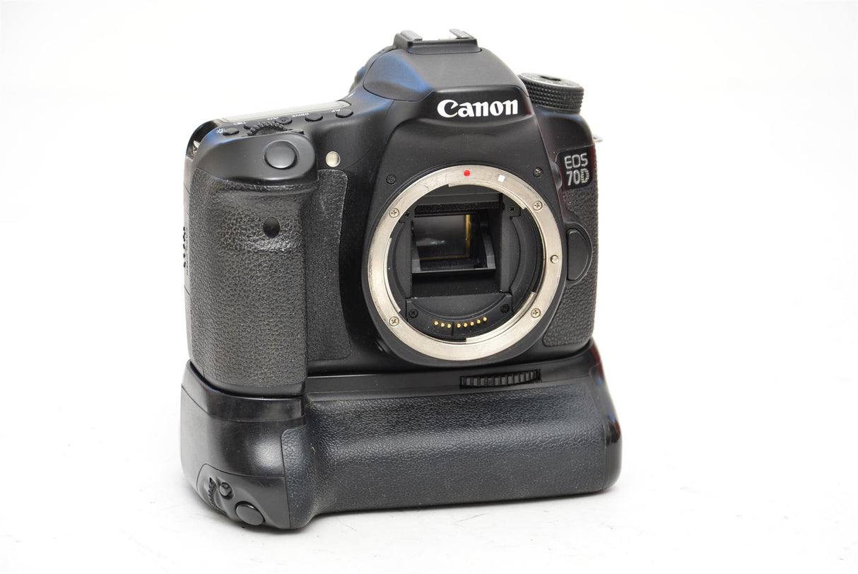 Used Canon EOS 70D DSLR Camera