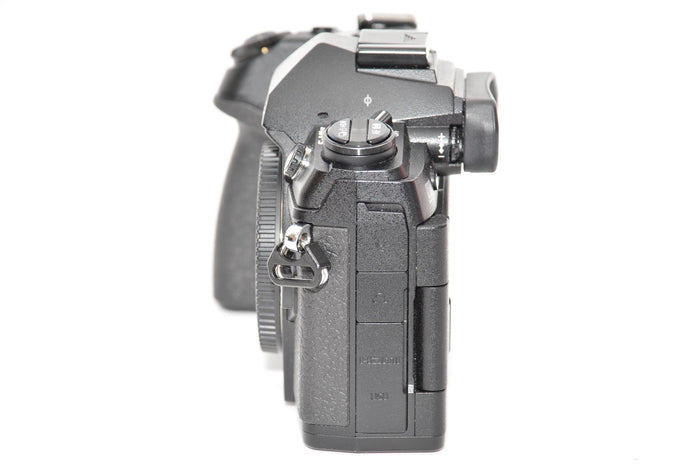 Used Olympus OM-D E-M1 Mark II Mirrorless Camera