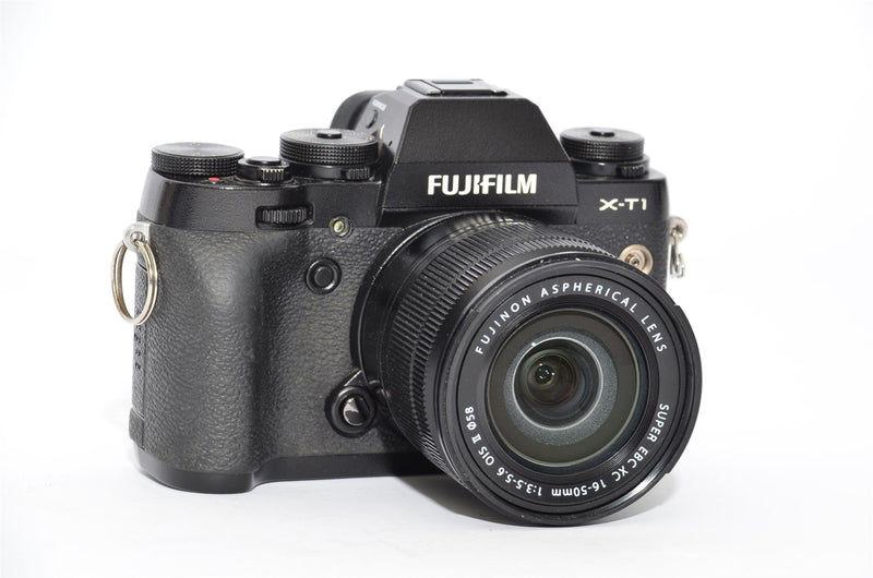 Used Fujifilm X-T1 with 16-50mm XC Lens