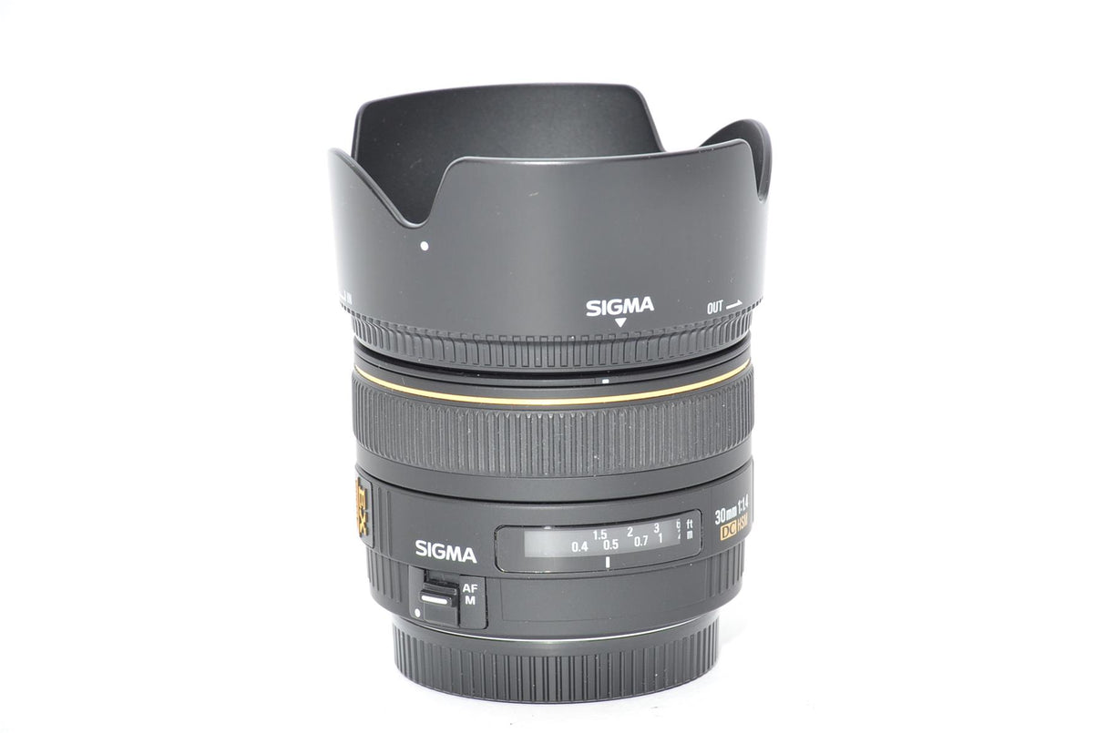 Used Sigma 30mm f/1.4 EX DC Lens For Canon