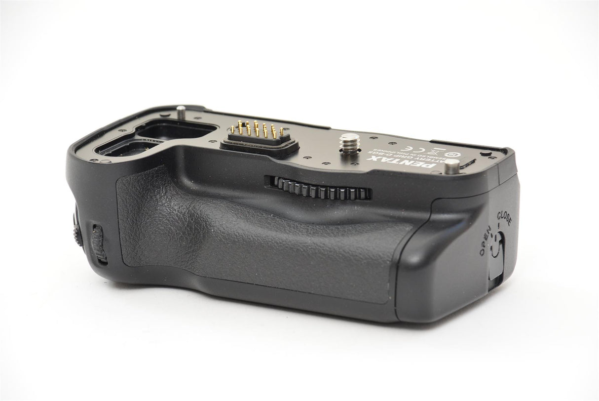 Used Pentax D-BG5 Battery Grip