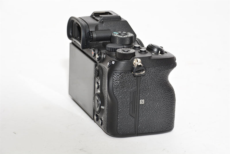 Used Sony A7R IV Mirrorless Camera