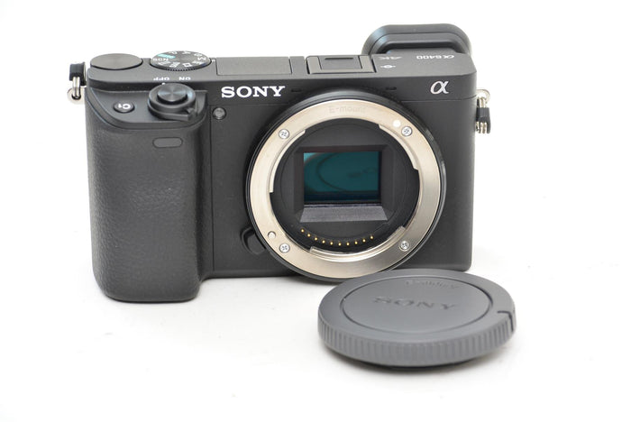 Used Sony A6400 Digital Camera with 18-135mm Lens