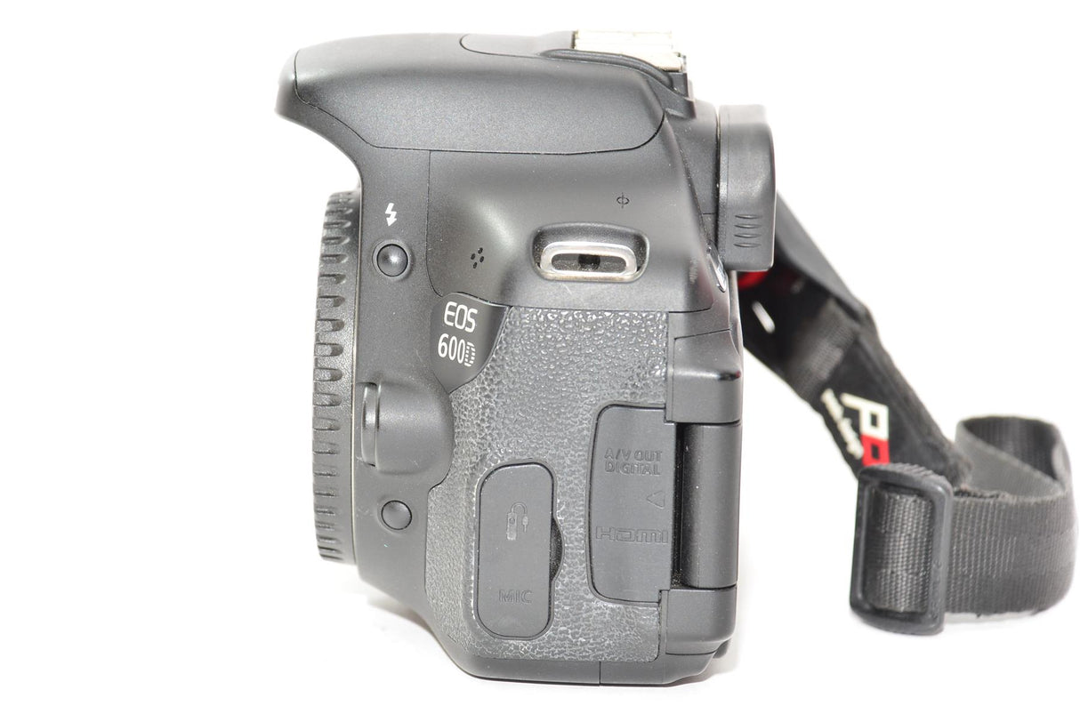 Used Canon EOS 600D DSLR Camera