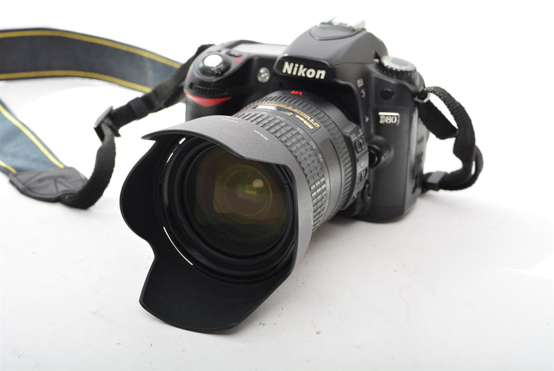 Used Nikon D80 with 18-200mm 3.5-5.6 G ED Beginner Package