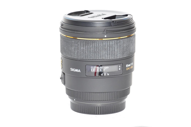 Use Sigma 85mm f/1.4 EX DG Lens For Canon