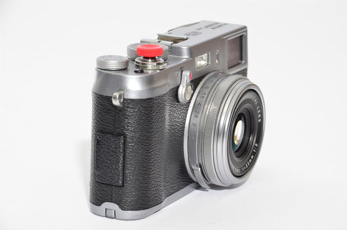 Used Fujifilm X100- Silver Argent