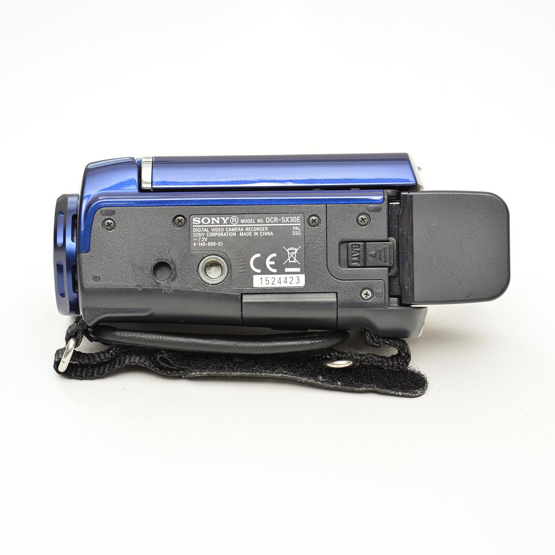 Used Sony DCR-SX30E Handycam 4GB HDD Digital Camcorder