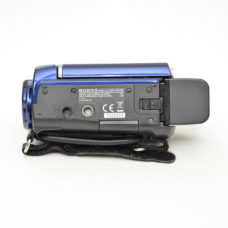 Used Sony DCR-SX30E Handycam 4GB HDD Digital Camcorder