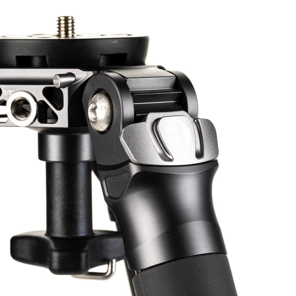 Benro Mammoth Series 4 Carbon Fibre 4 Section Tripod