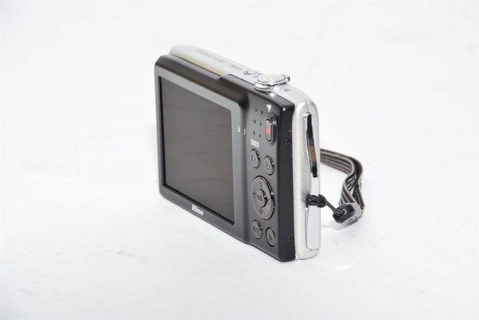 Used Nikon Coolpix S3300 Compact Digital Camera - NO CHARGER INCLUDED