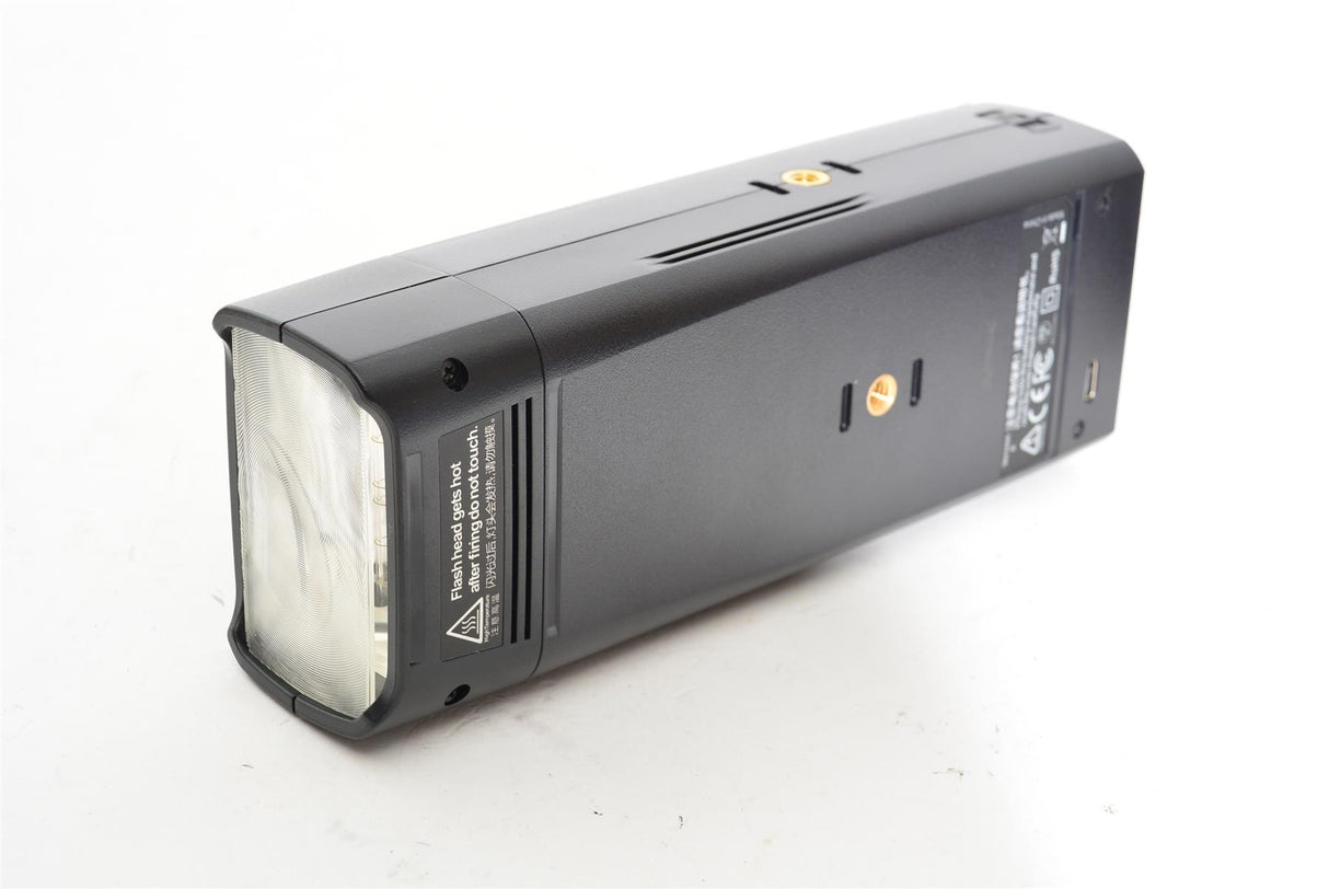 Used PixaPro Pika 200 Pro Pocket Flash