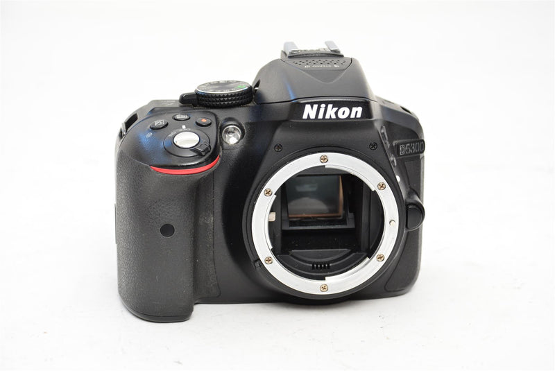 Used Nikon D5300 Body with 18-55 Lens