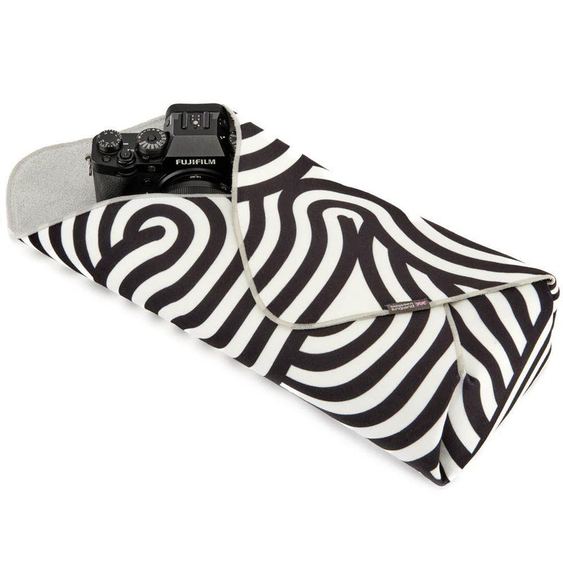 3 Legged Thing Wrapz Medium Protective Wrap - Swirl