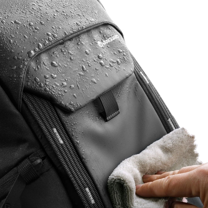 VEO ADAPTOR R44 BK BACKPACK WITH USB PORT - REAR ACCESS