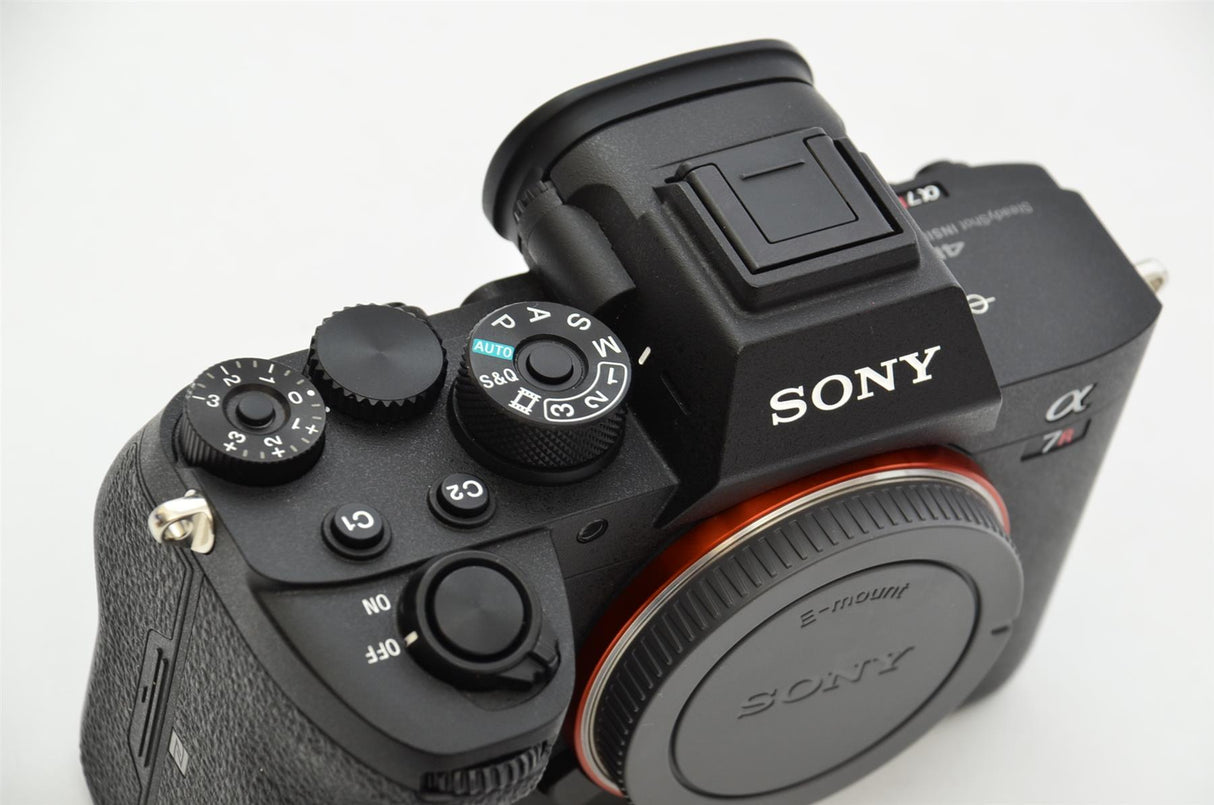 Used Sony A7R IV