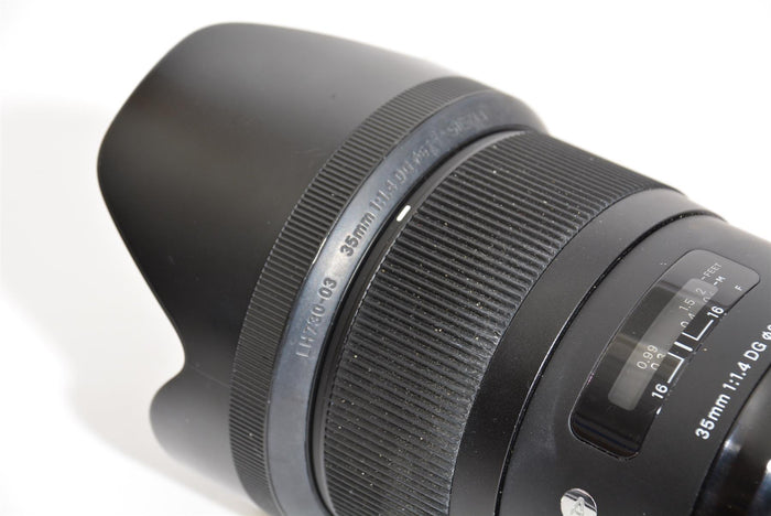 Used Sigma 35mm f/1.4 DG Lens For Nikon