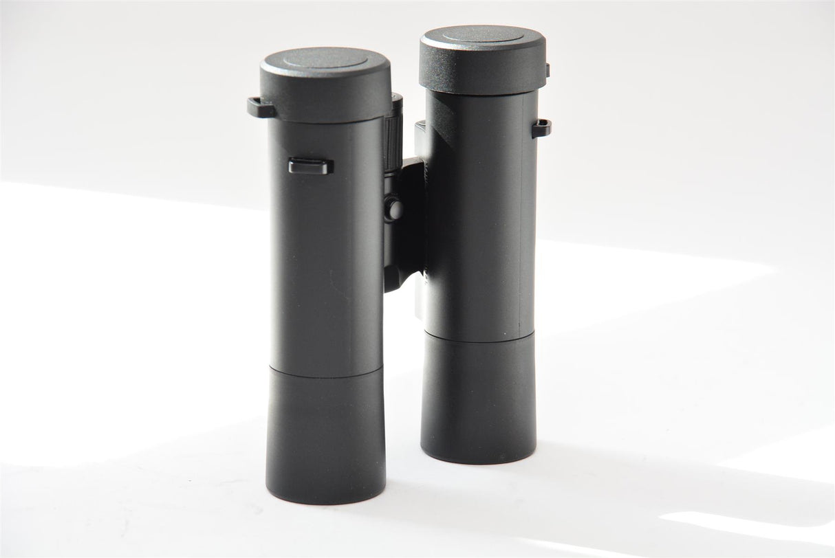 Used Leica Ultravid 10x25 BR AquaDura Binoculars