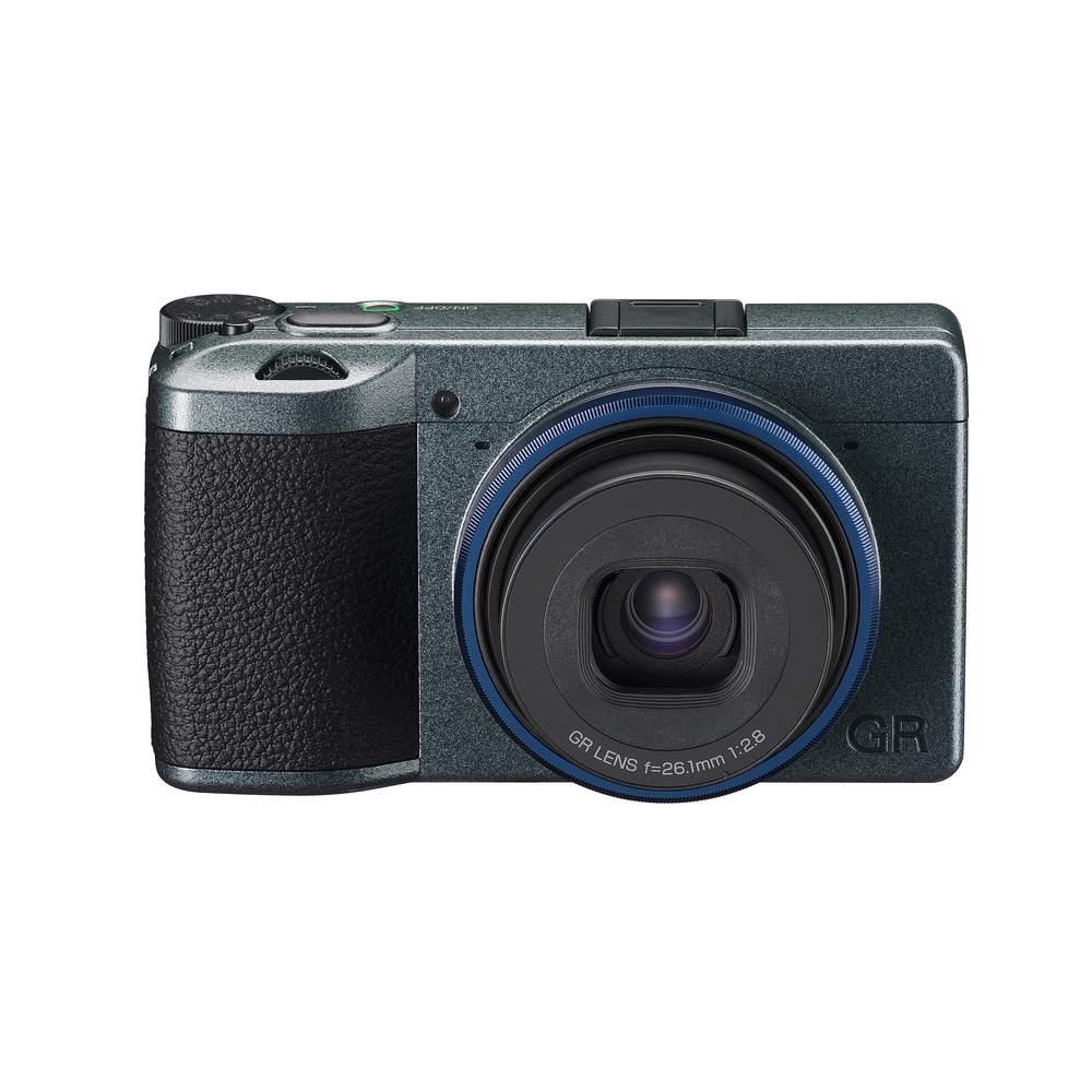 Ricoh GR III x Digital camera - Urban Edition with GC-11 Soft Case