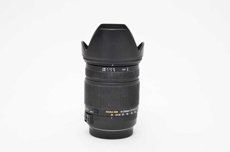 Used Sigma 18-250mm f/3.5-6.3 DC OS for Canon EF-S
