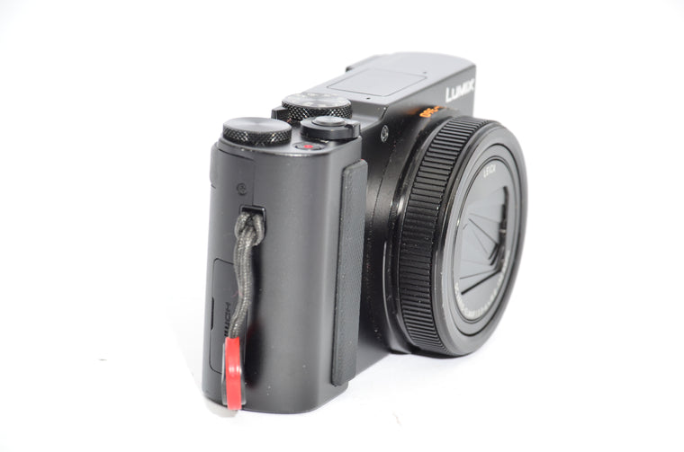 Used Panasonic TZ200 + Peak Design Strap