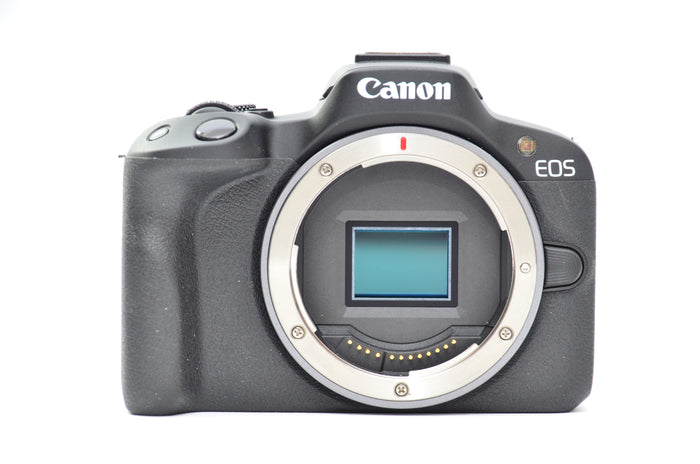 Used Canon R50 RF-S 18-45mm F4.5-6.3 IS STM KIT