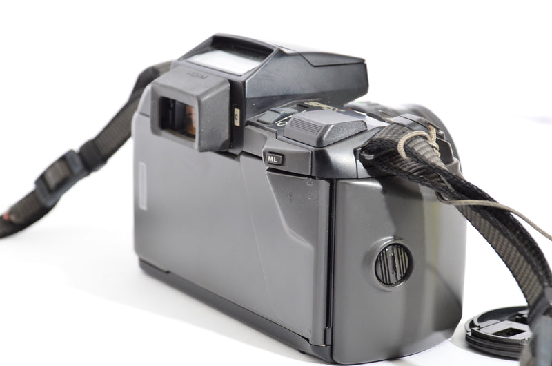 Used Pentax SFX Film Camera + Pentax 35-70mm f/3.5-4.5 Lens