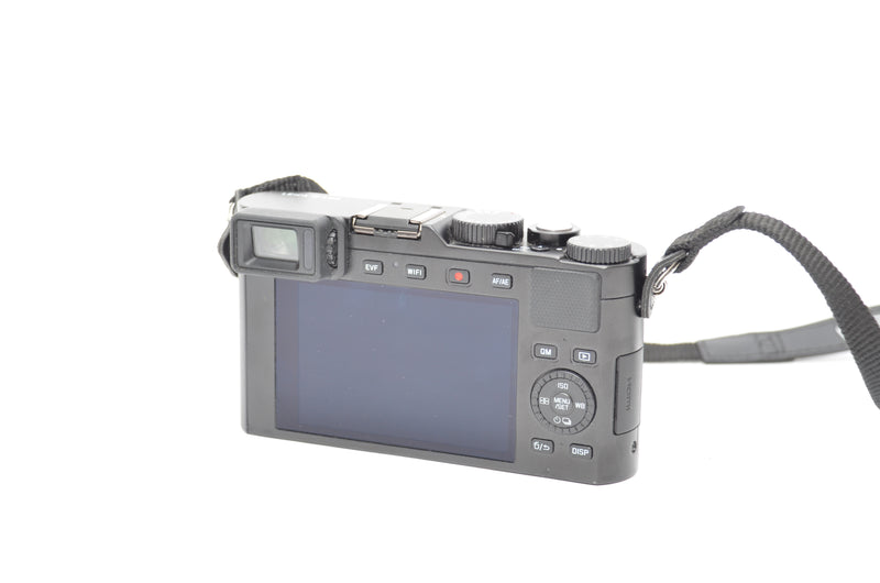 Used Leica D-Lux compact camera