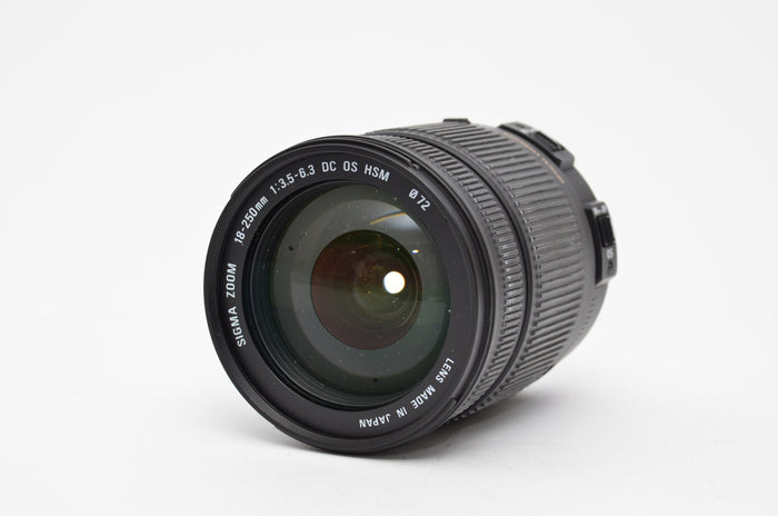 Used Sigma 18-250mm f/3.5-6.3 DC OS for Canon EF-S