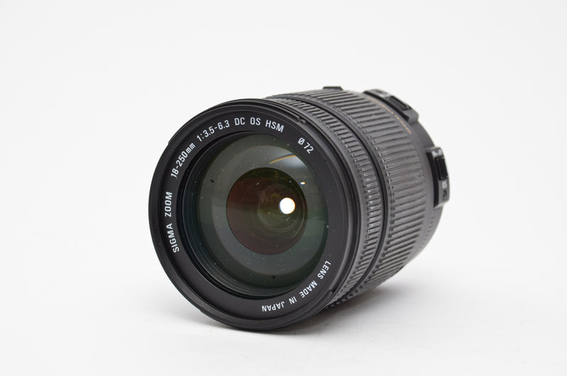 Used Sigma 18-250mm f/3.5-6.3 DC OS for Canon EF-S