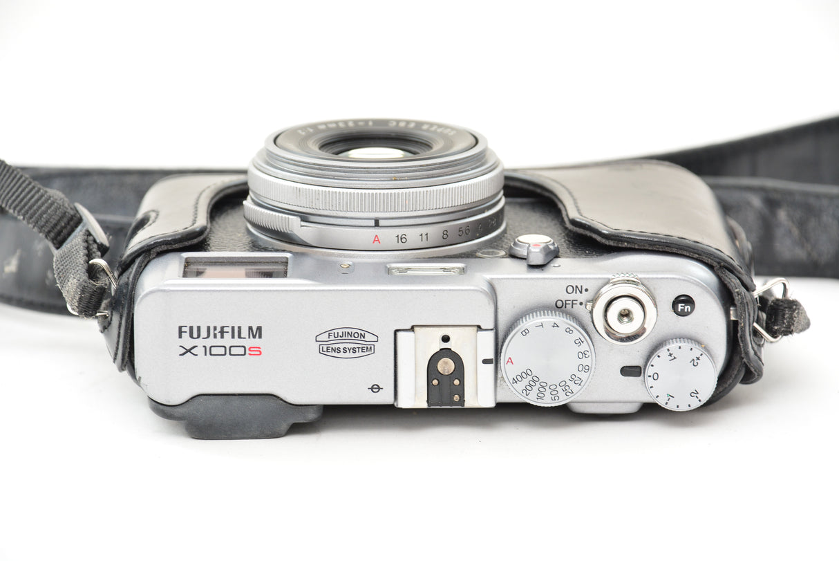 Used Fujifilm X100s Compact Camera