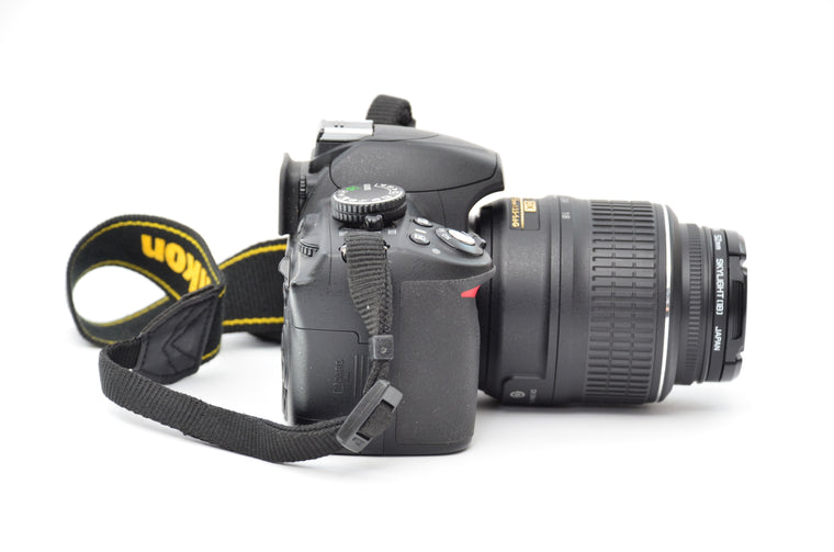 Used Nikon D3100 Camera with Nikon AF-S DX Nikkor 18-55mm f/3.5-5.6 G VR Lens