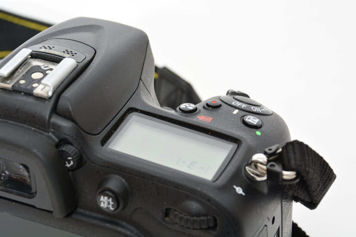 Used Nikon D7100 Digital Camera