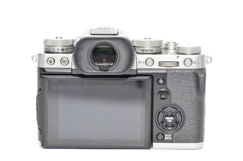 Used Fujifilm X-T3 Digital Mirrorless Camera - Silver