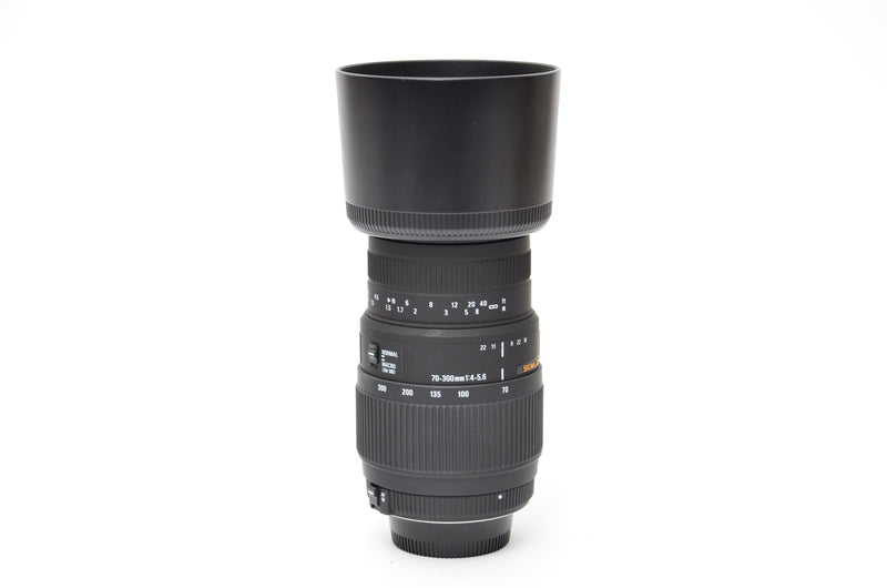Used Sigma 70-300mm f/4-5.6 Lens For Nikon