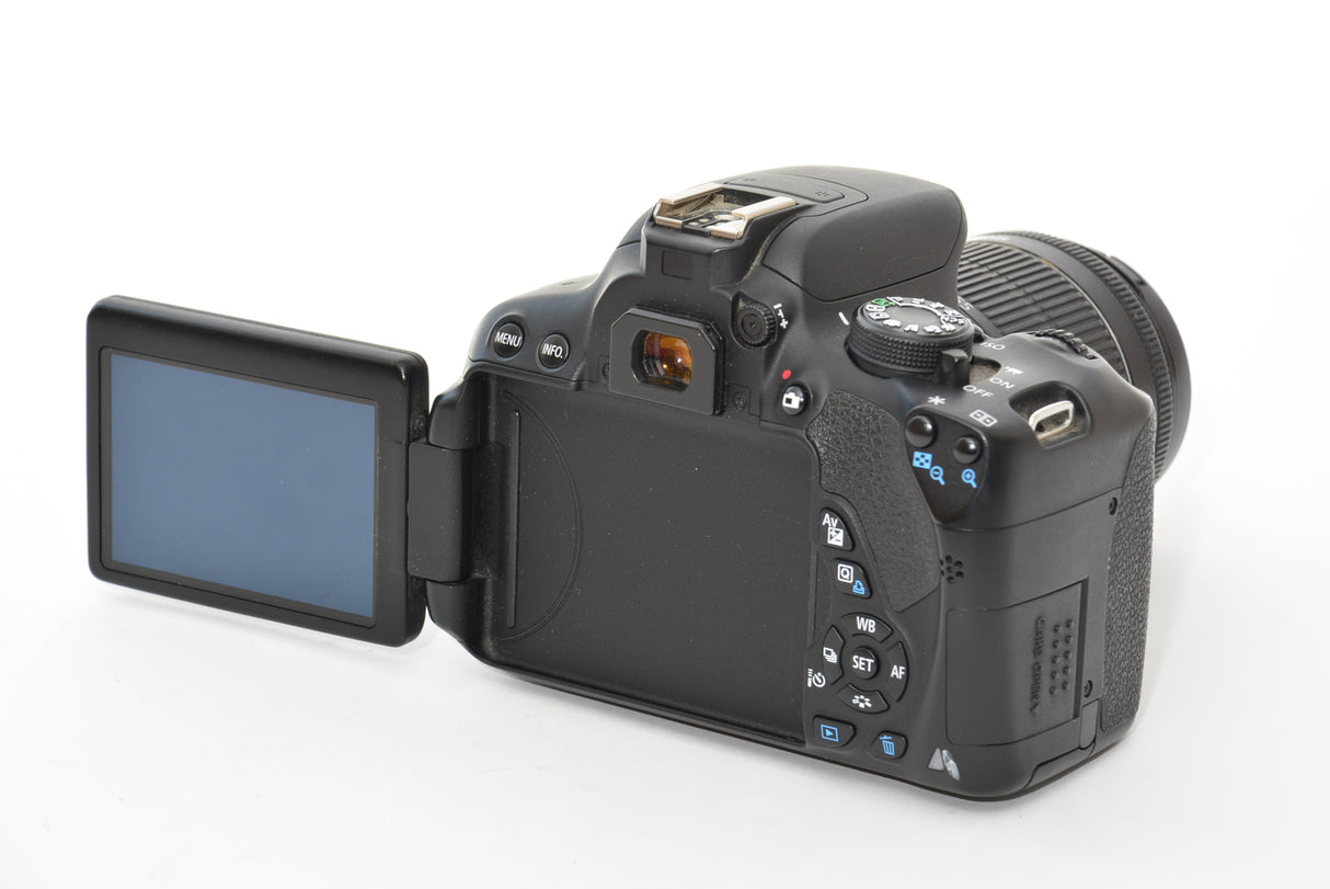 Used Canon EOS 700D Body with 18-55mm EFS Lens