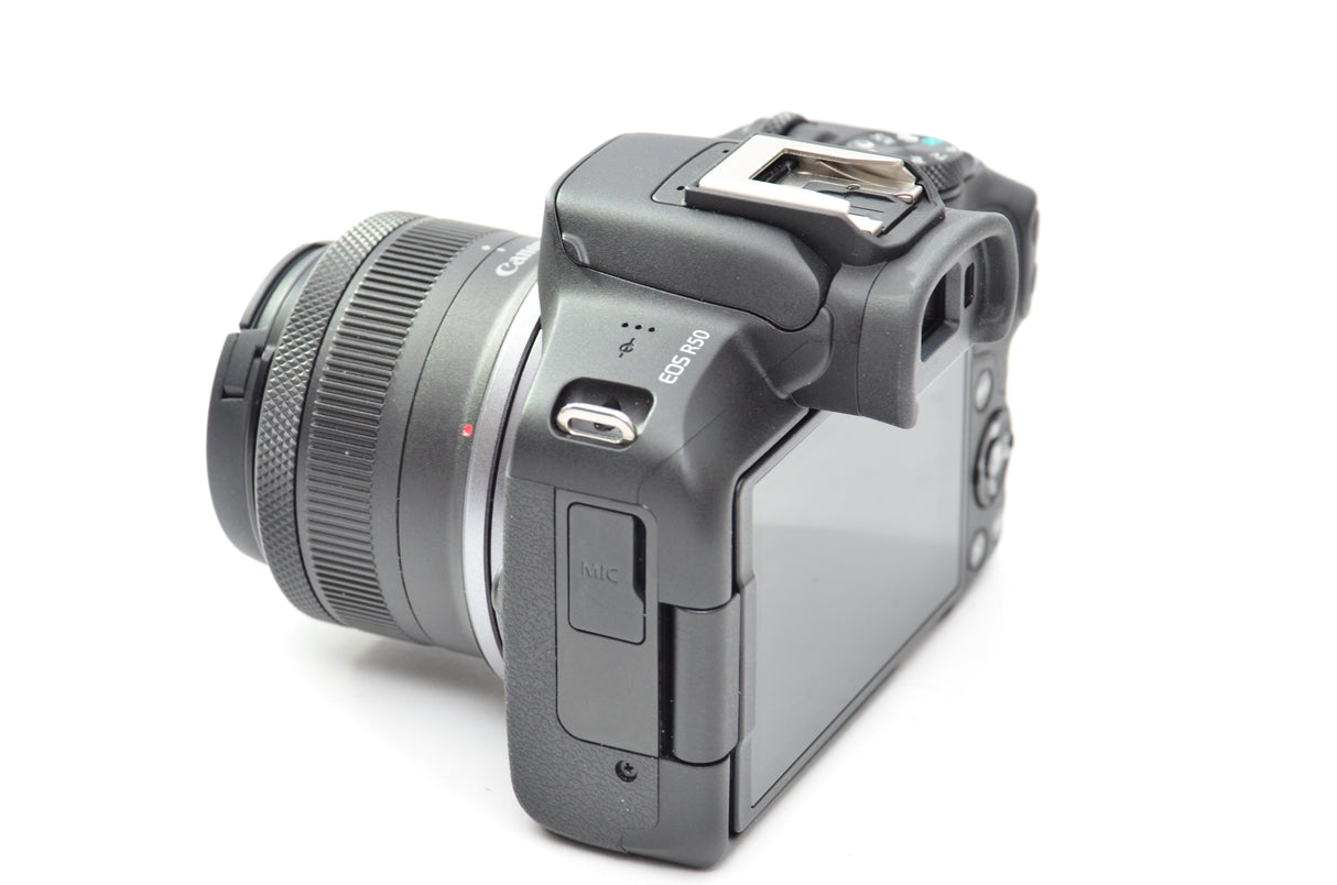 Used Canon R50 RF-S 18-45mm F4.5-6.3 IS STM KIT