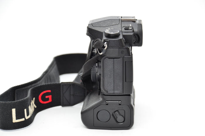 Used Panasonic Lumix G80 Mirrorless Camera Body + Grip