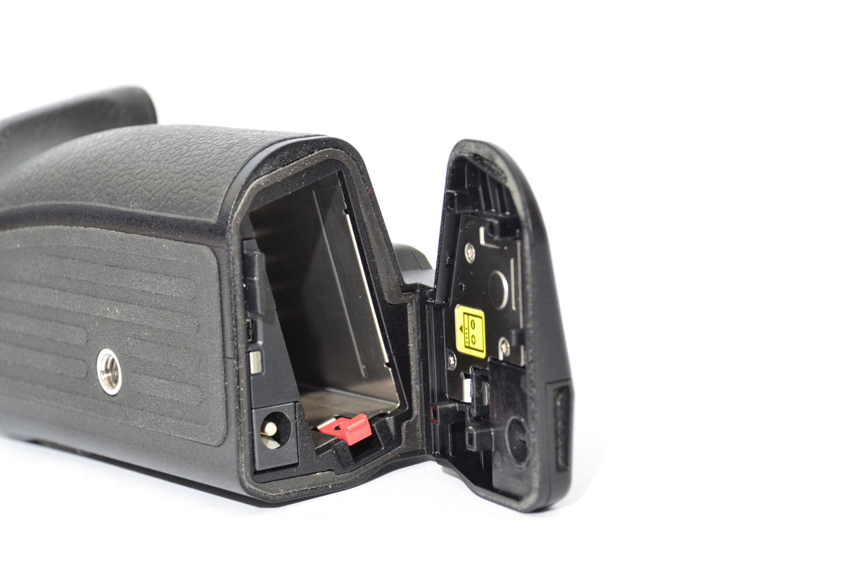 Used Olympus HLD-9 Battery Grip