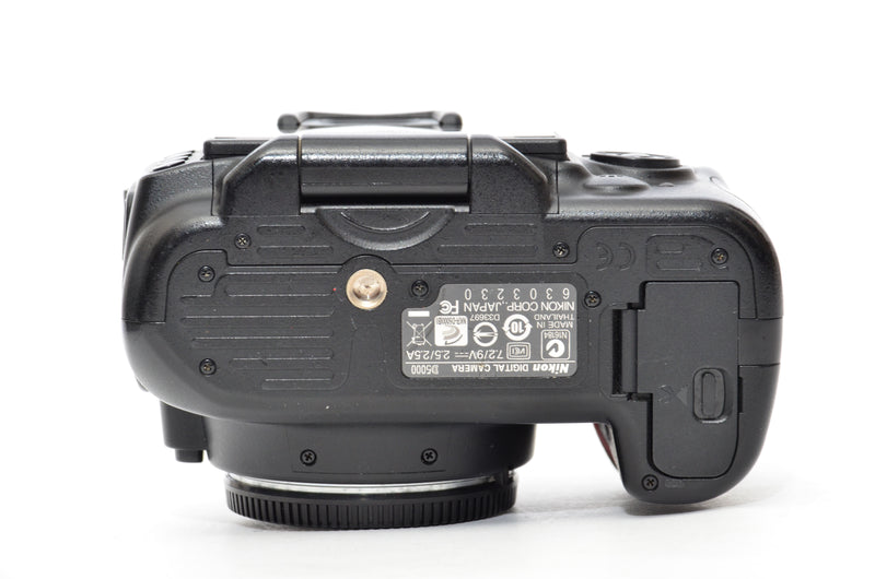 Used Nikon D5000