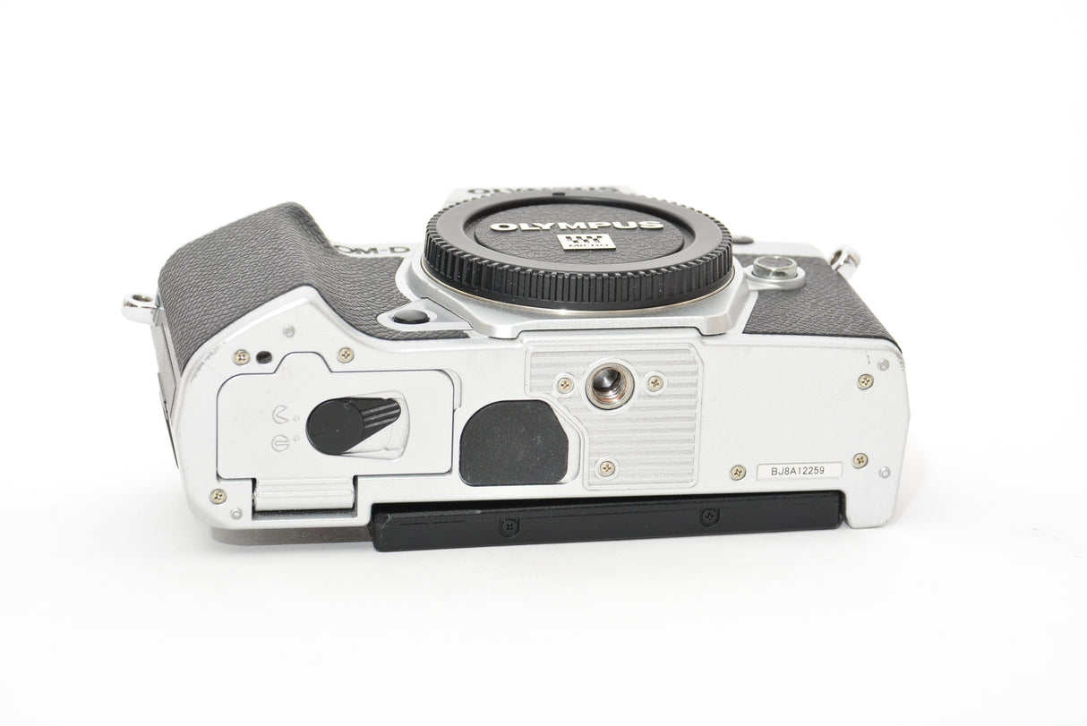Used Olympus OM-D E-M5 Mark III Mirrorless Camera
