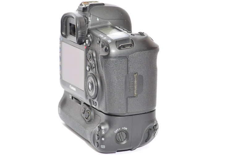 Used Canon 5D MK IV + BG-E20 Battery Grip
