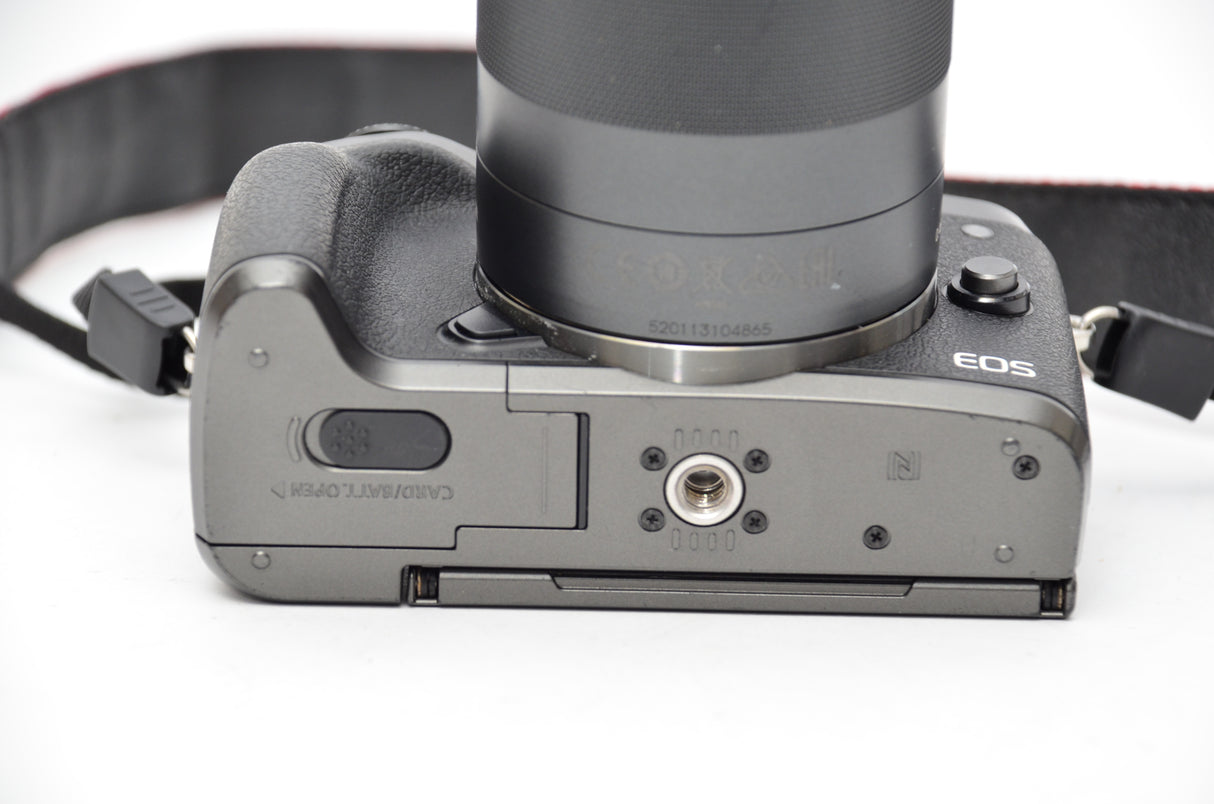 Used Canon EOS M5 Camera Body with EF-M 18-150mm f/3.5-6.3 IS STM Lens