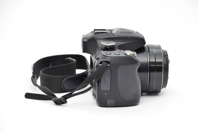 Used Panasonic Lumix DMC-FZ72 Camera