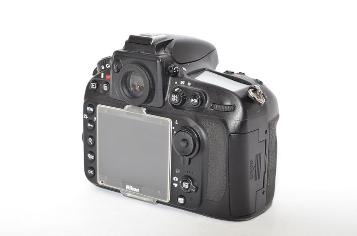 Used Nikon D800