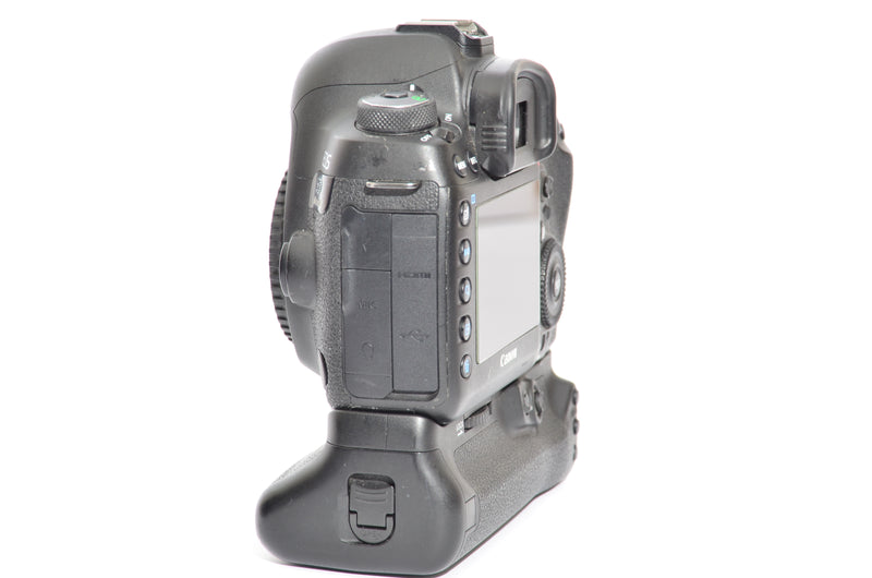 Used Canon 5D MK IV + BG-E20 Battery Grip