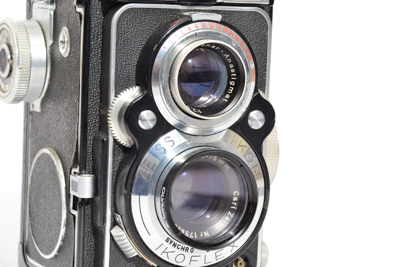 Used Zeiss Ikon Ikoflex Favorit - RARE - Near Mint Condition