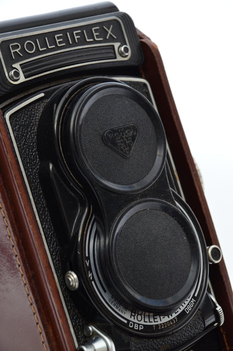 Used Rolleiflex 3.5T With Case and Strap