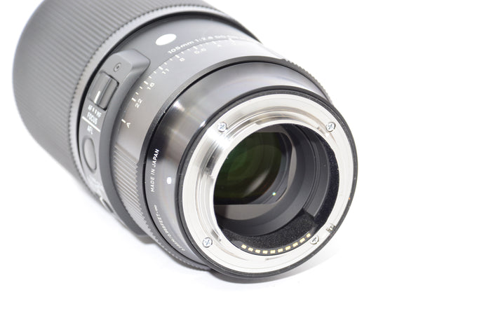 Used Sigma 105mm f/2.8 DG DN Macro for Sony E-Mount